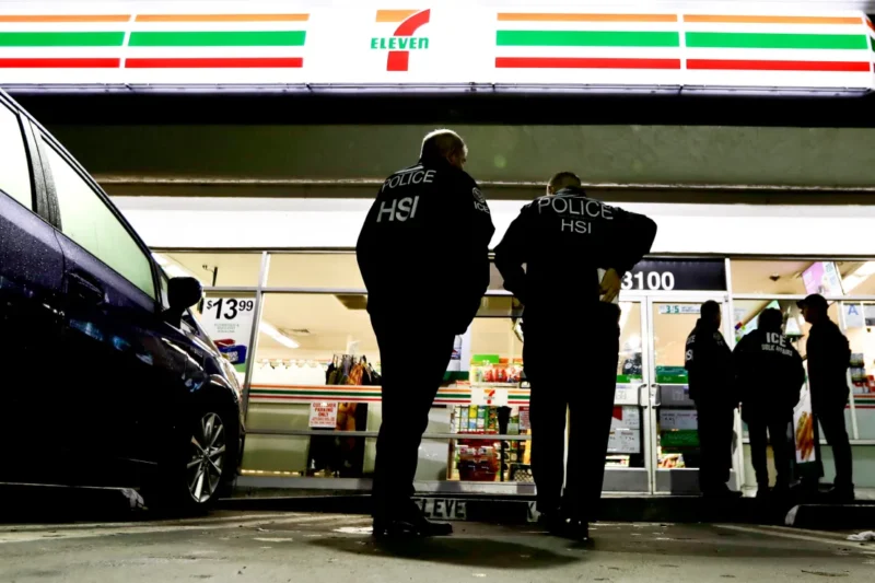 Apresan ladrones por robos a tiendas en Los Ángeles
