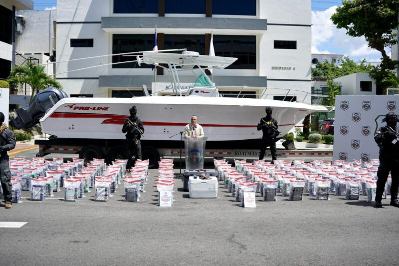 La DNCD incauta 993 paquetes de droga y desmantela red a capo serbio buscado por Interpol