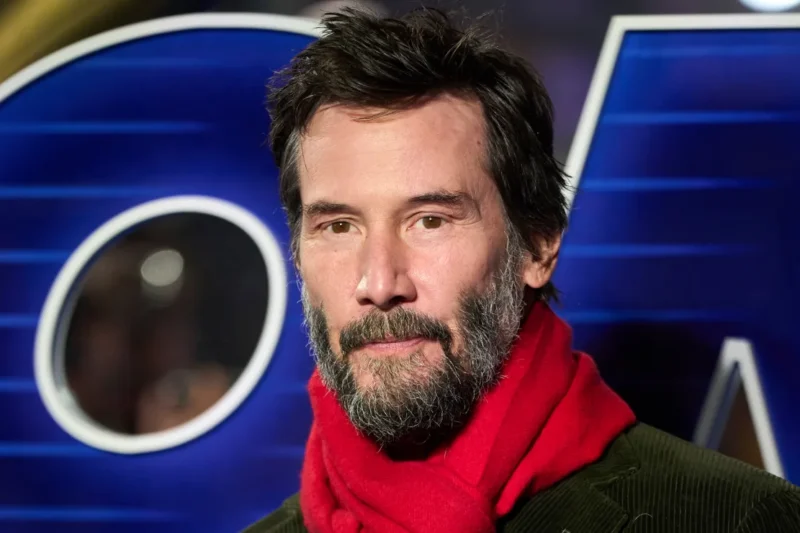 Keanu Reeves interpretará al villano en la película del grupo de rock Weezer