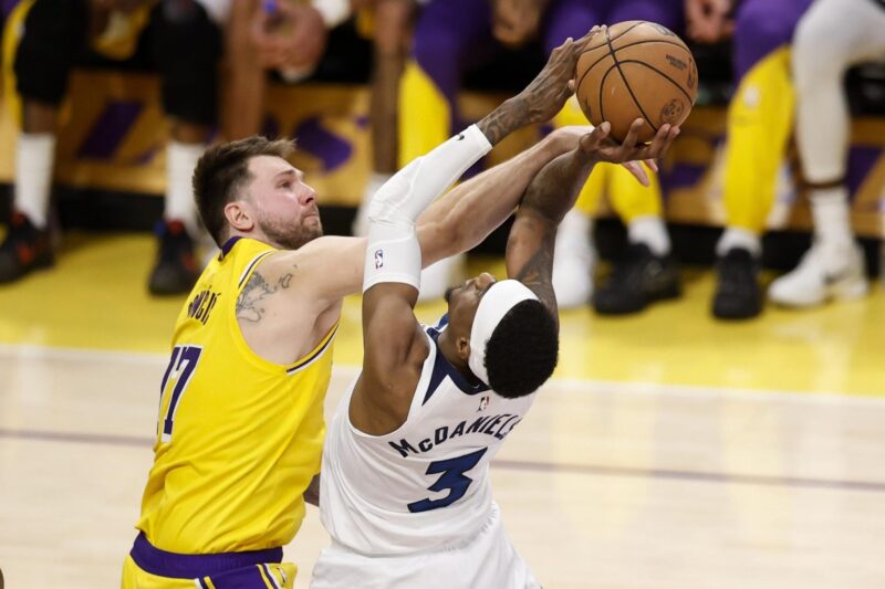 Los Lakers Pierden y la serie se pone 3-1 a favor de Minnesota