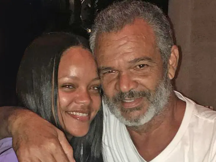 El padre de Rihanna, Ronald Fenty, Fallece a los 70 años El padre de Rihanna, Ronald Fenty, Fallece a los 70 años