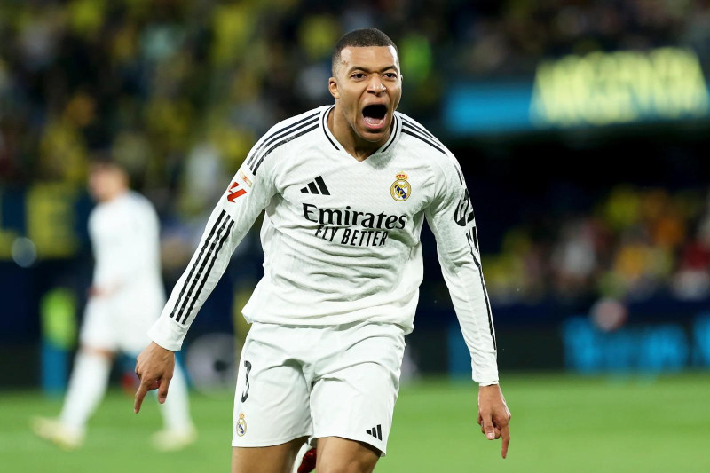 Kylian Mbappé nombrado el mejor jugador francés en el extranjero