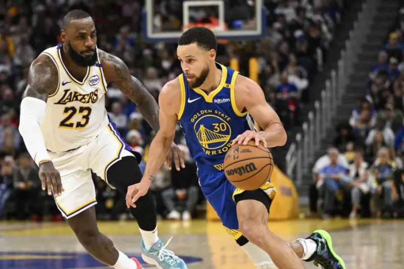 LeBron James y Curry suman nueva selección al All-NBA