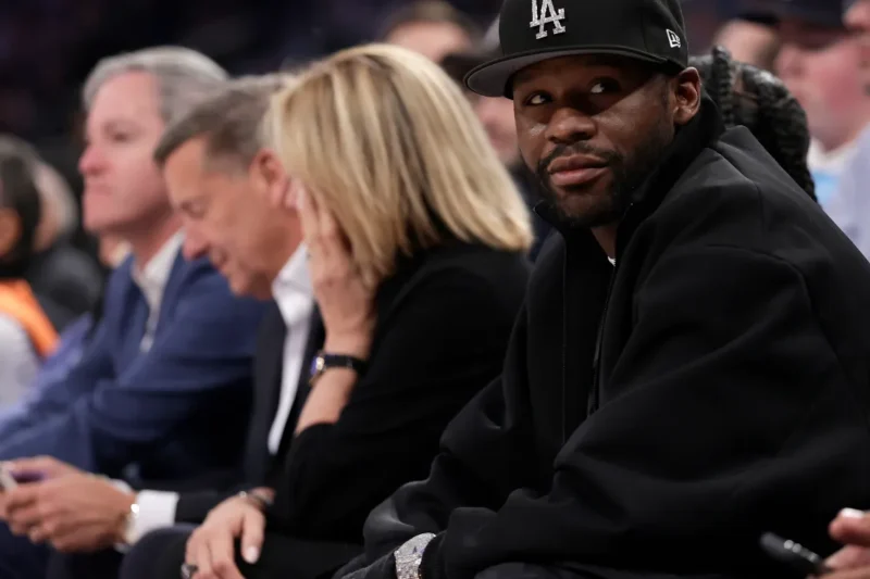 El Peleador Floyd Mayweather acaba los rumores de su bancarrota