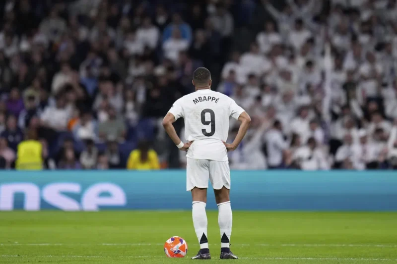 Kylian Mbappé lucha por ‘Bota de Oro’ en un año para el olvido del Real Madrid