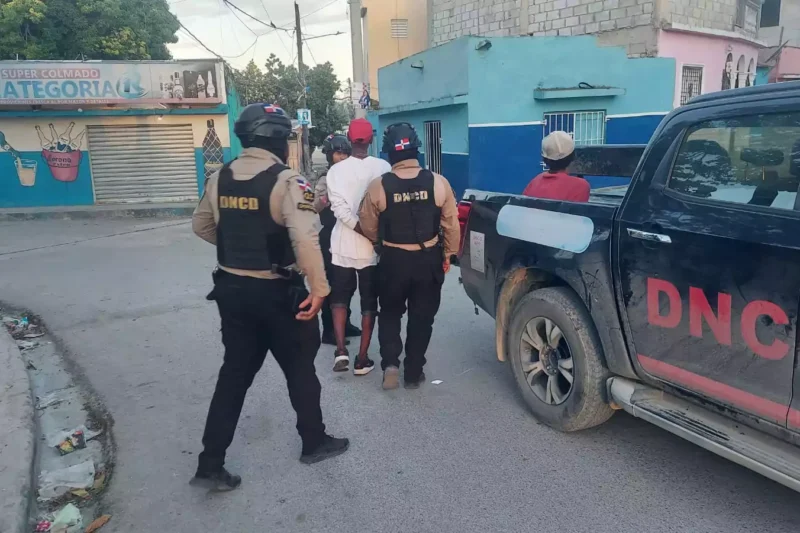 DNC ocupan 262,925 gramos de distintas drogas y apresa a 1,128 personas