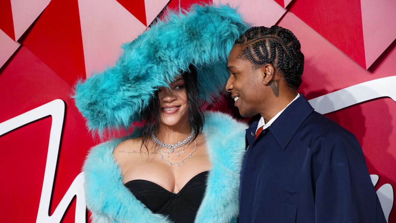 ASAP Rocky destapa su tercer hijo con Rihanna también tendrá nombre con “R” ASAP Rocky destapa su tercer hijo con Rihanna también tendrá nombre con “R”