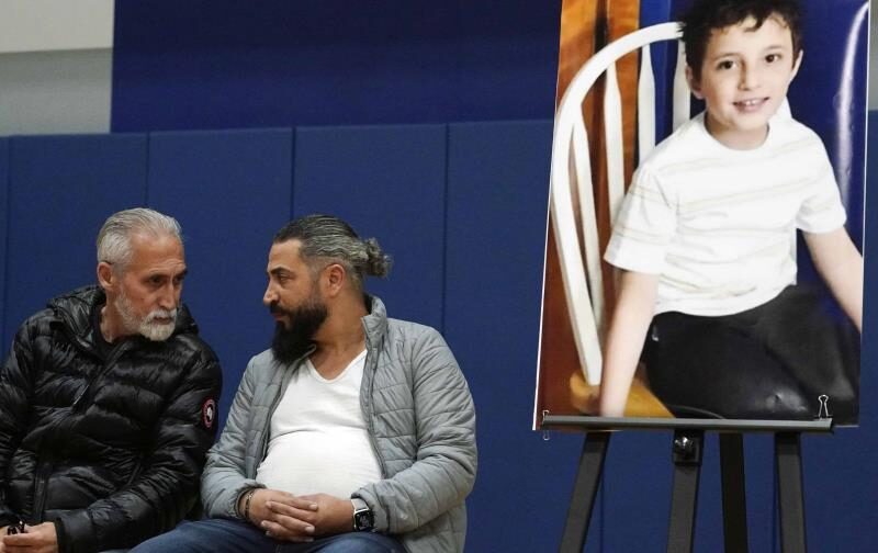 Condenan a 53 años de prisión hombre que asesinó a puñaladas a niño palestino de 6 años
