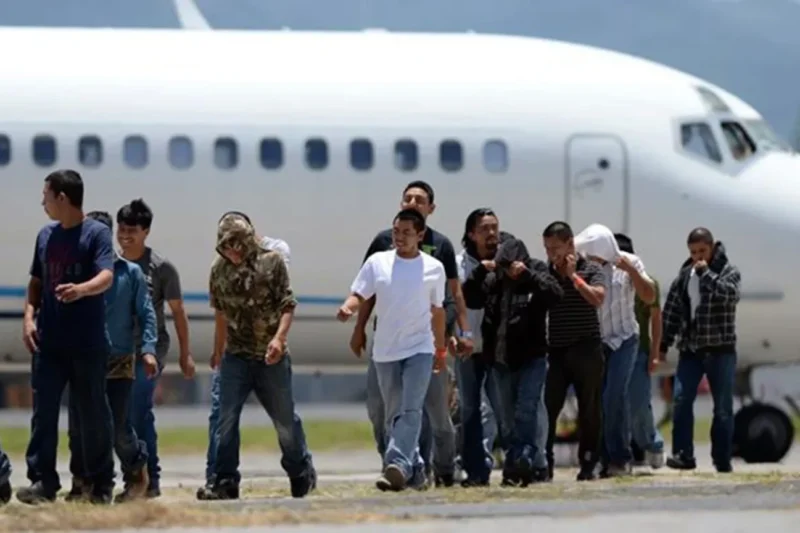 Seis paraguayos son deportados de EE.UU. en lo que va de 2025, según Migraciones