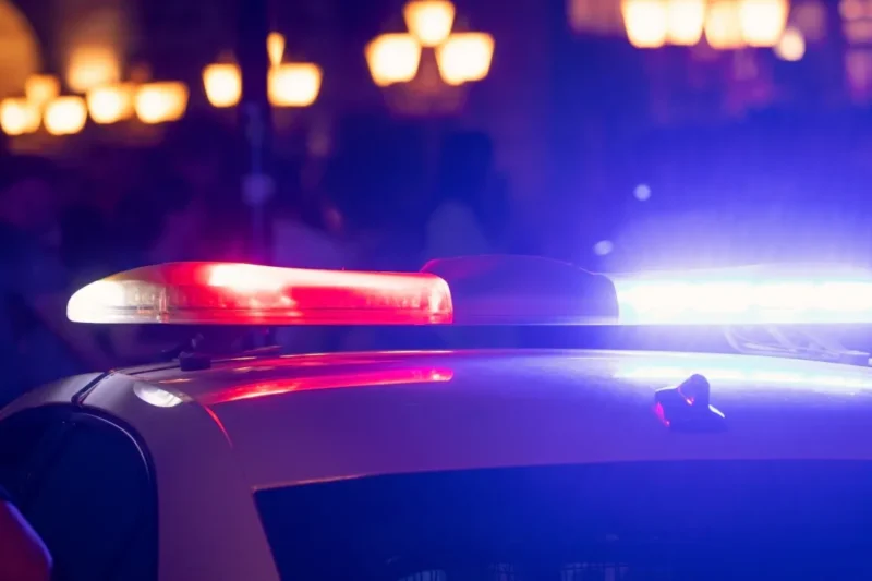 Mujer acusada de matar un compañero en residencia de adultos mayores en Florida