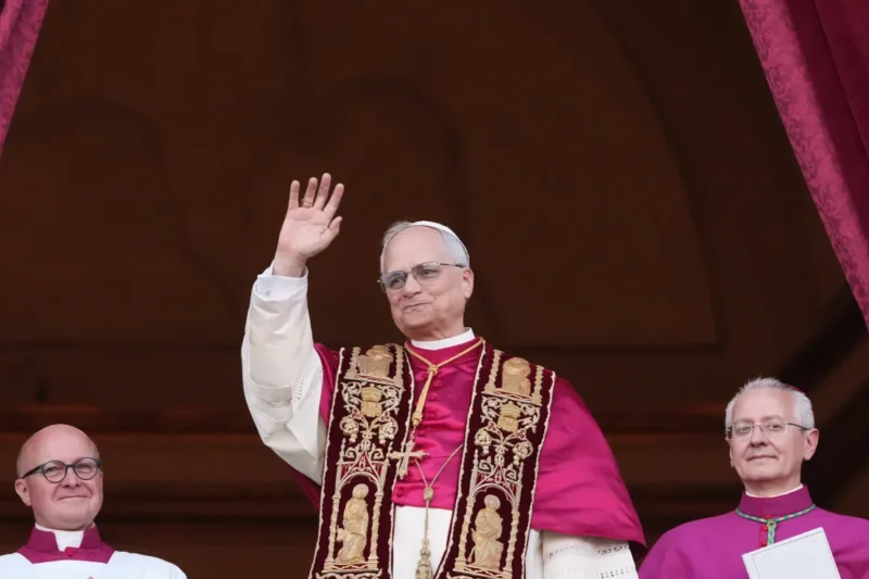 Quién es el nuevo Papa: Robert Prevost, es el estadounidense elegido para dirigir las Iglesia católica