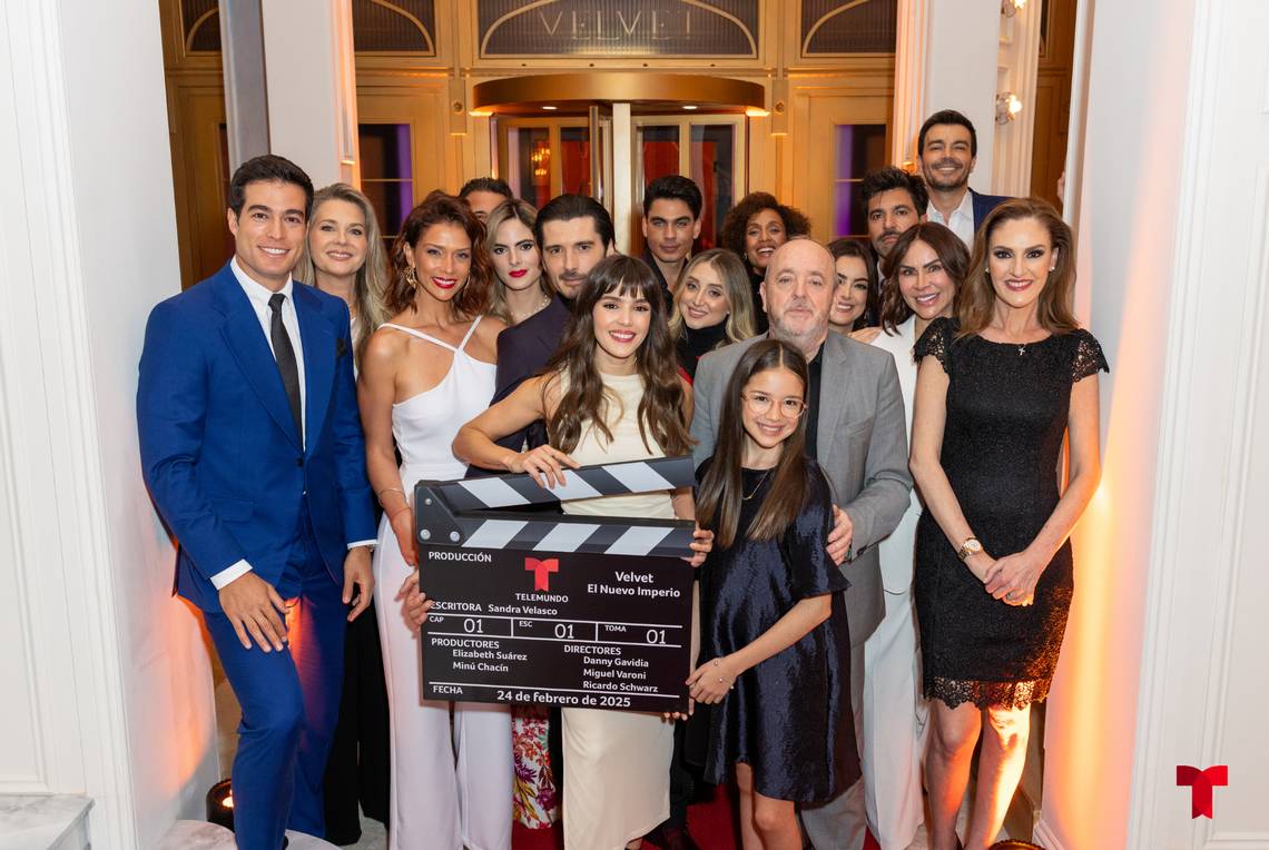 Famosos de “Velvet: El Nuevo Imperio” que mantienen una relación fuera de cámaras Famosos de “Velvet: El Nuevo Imperio” que mantienen una relación fuera de cámaras