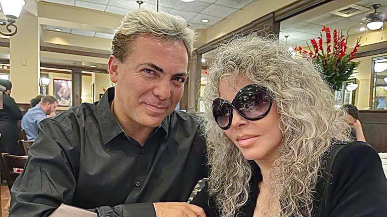Cristian Castro habla por primera vez sobre la discusiones con su madre, Verónica Castro: ‘Fueron jaloneos, para nada golpes’ Cristian Castro habla por primera vez sobre la discusiones con su madre, Verónica Castro: ‘Fueron jaloneos, para nada golpes’