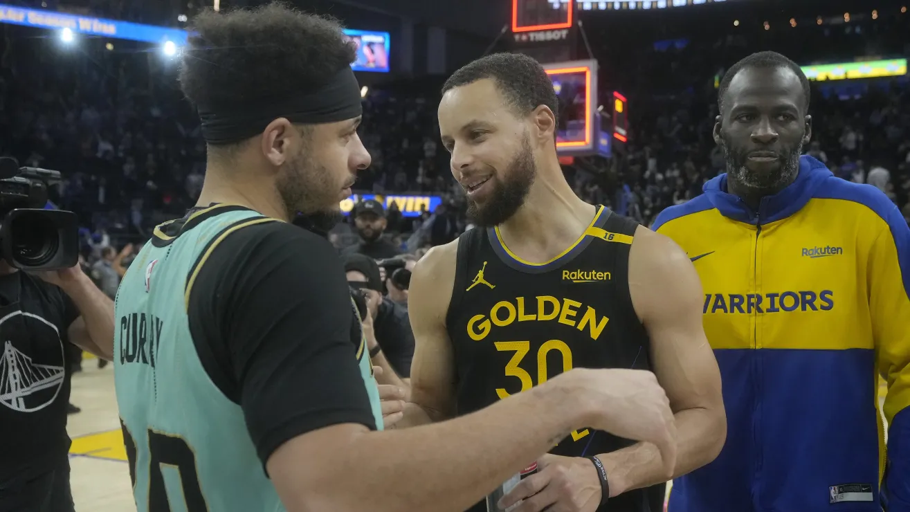 Los hermanos Curry se reencuentran en la cancha con Golden State Warriors