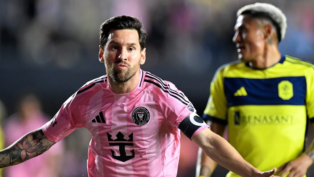 Messi brilla con dos goles y guía al Inter Miami a una aplastante victoria sobre Nashville
