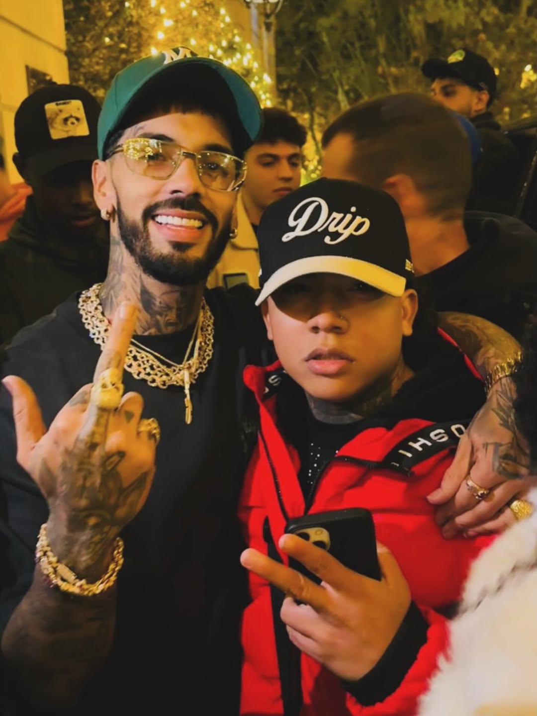 Colombiano en España se vuelve tendencia tras inesperada aparición junto a Anuel