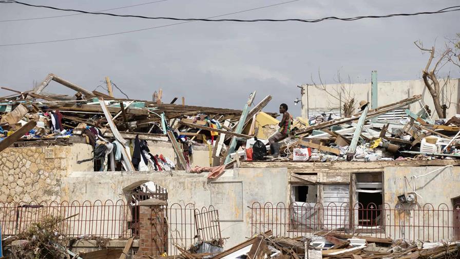 Huracán Melissa deja 45 muertos y 15 desaparecidos en su paso devastador por Jamaica Huracán Melissa deja 45 muertos y 15 desaparecidos en su paso devastador por Jamaica