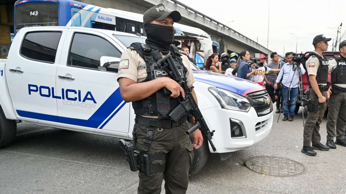 Ataque a balazos en balneario ecuatoriano deja seis fallecidos, entre ellos una bebé