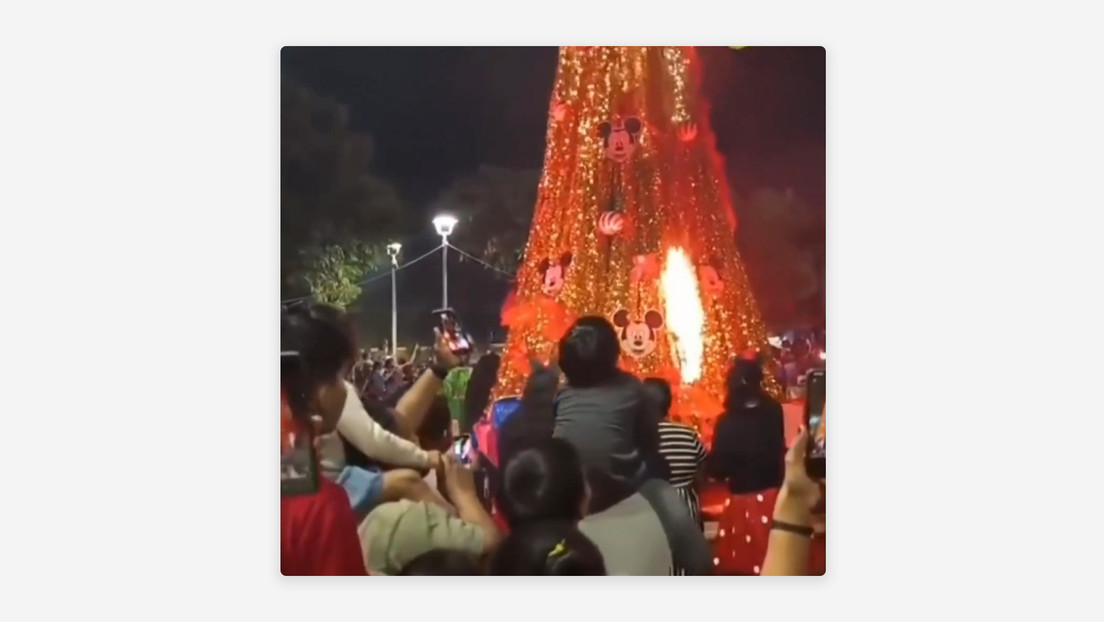 Falla durante festejo navideño desata pánico en evento público