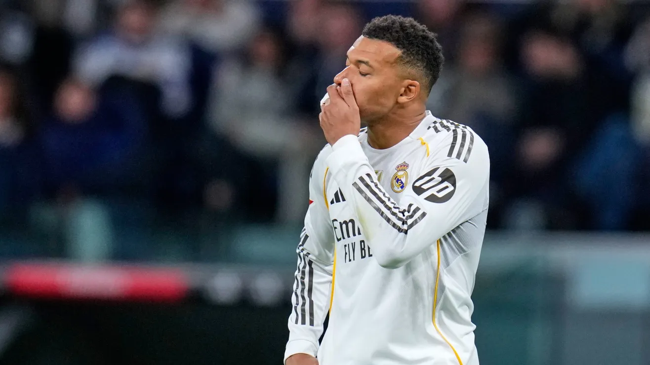 Mbappé enfrentará al Manchester City en Champions pese a fractura