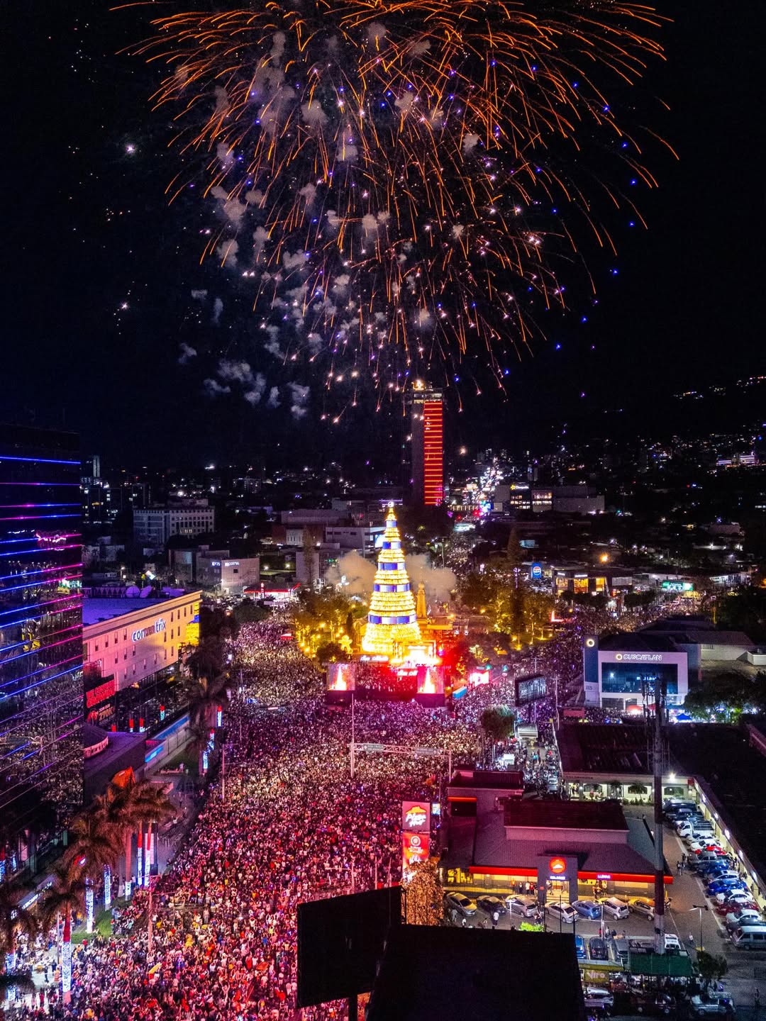 Bukele destaca histórica celebración navideña en antigua zona dominada por el crimen