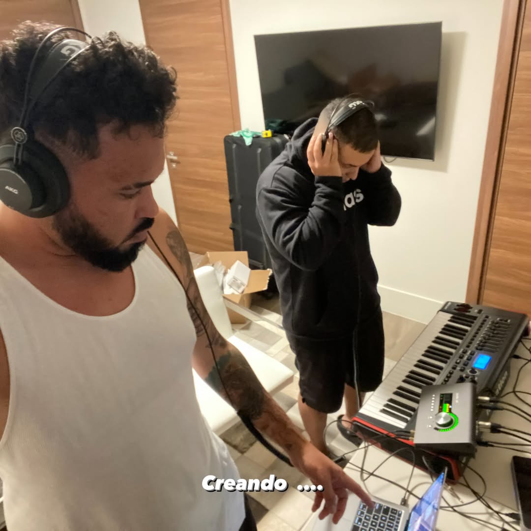 Raphy Pina responde firme a Daddy Yankee: “Quien vive en verdad no difama”