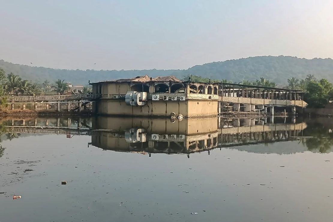 Fuego devora centro nocturno en India y provoca tragedia con más de dos decenas de fallecidos
