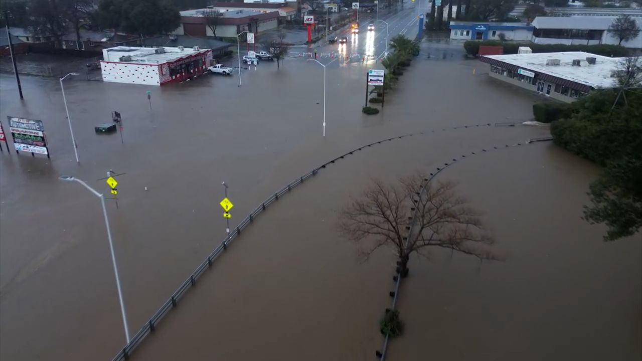 Tormenta extrema pone en alerta al sur de California