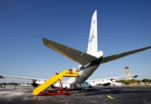 Aeronave de la NASA aterriza de emergencia tras incendio en Texas