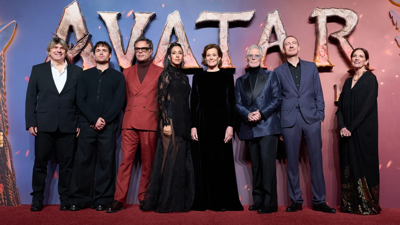 Avatar: Fire and Ash” mantiene el liderazgo y encabeza la taquilla por tercera semana