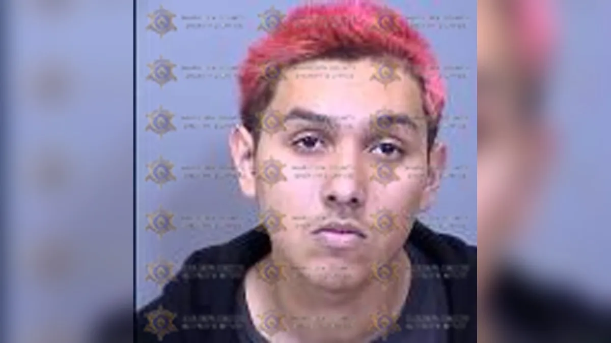 Joven en Arizona asesinó a su vecino y ocupó su vivienda por varios días