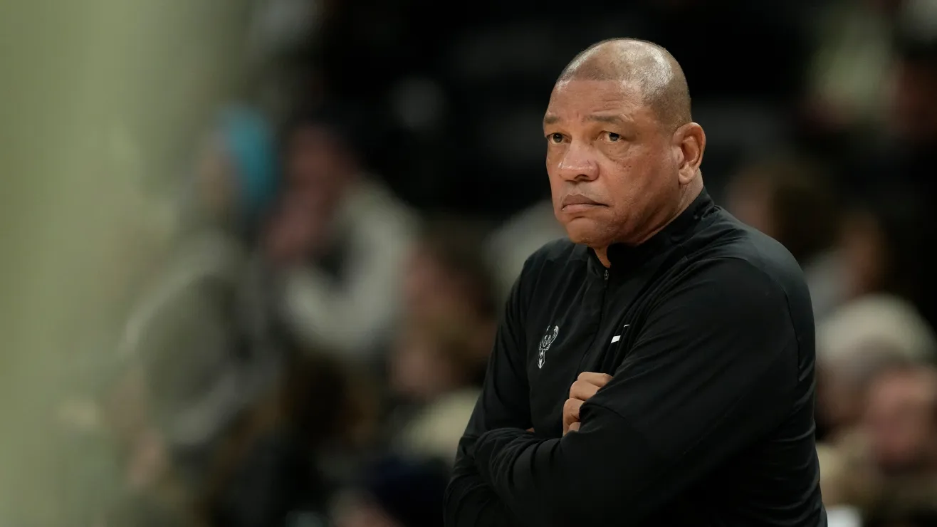 Doc Rivers arremete contra Trump tras la muerte de un agente de ICE en Minnesota