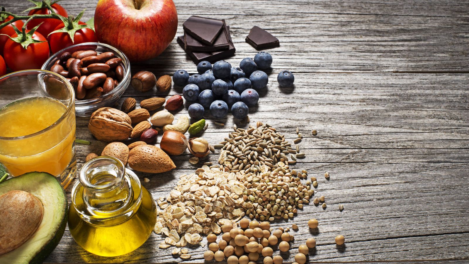 Ocho alimentos y bebidas que fortalecen la piel frente al daño solar