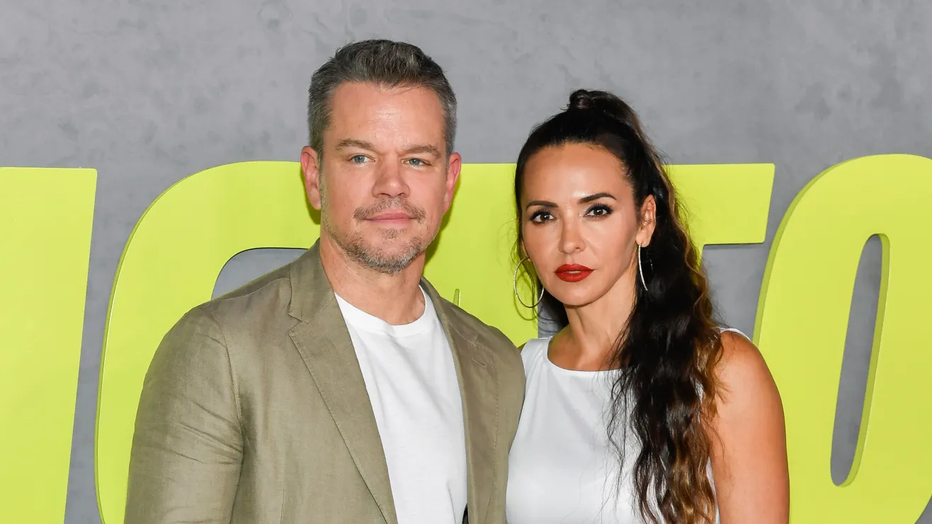 Matt Damon bromea sobre el flechazo de su esposa con Ben Affleck