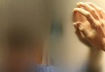 El método coreano para que los cristales no se empañen