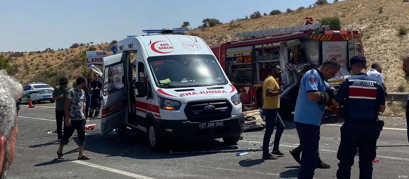 Dos choques mortales en Turquía dejan al menos 16 víctimas