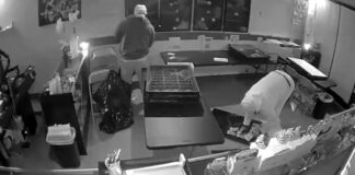 Robo exprés: ladrones asaltan tienda para llevarse cromos de Pokémon