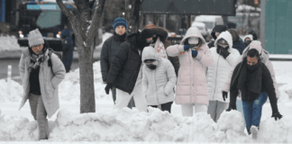 Estados Unidos queda paralizado por intensa tormenta invernal