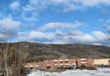 Masacre en escuela canadiense conmociona al país: al menos nueve víctimas fatales