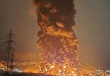 Bombardeo a depósito de petróleo en Teherán desata enorme incendio