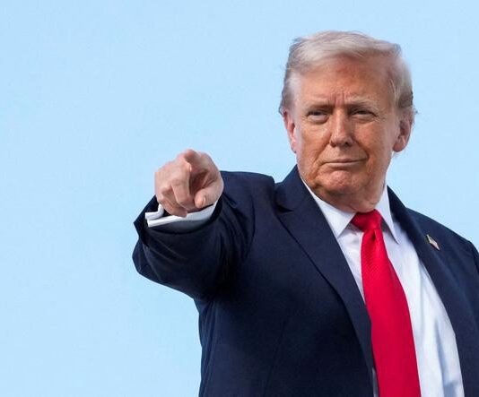 Trump declara “victoria” en la guerra con Irán mientras EE.UU. despliega tropas de élit