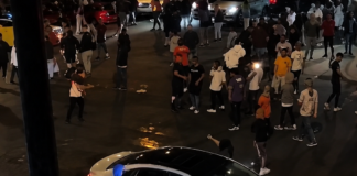 Mujer dispara contra una multitud tras altercado y termina chocando durante su huida