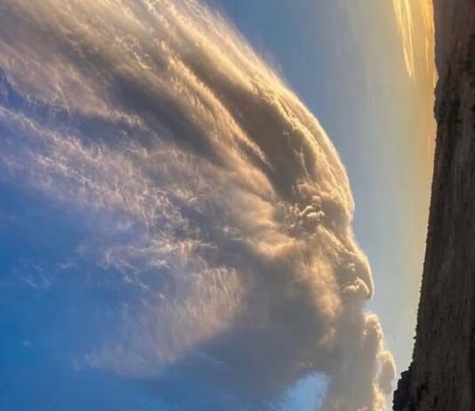 Una sorprendente nube con forma de rostro humano desata furor en redes sociales