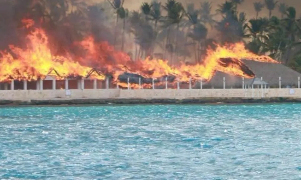 Turistas europeos exigen respuestas luego de perder sus pertenencias en Bayahibe Turistas europeos exigen respuestas luego de perder sus pertenencias en Bayahibe