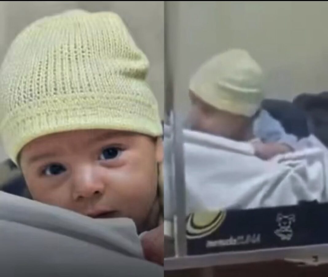 TRISTE NOTICIA: Bebé de 4 meses conmueve a miles de personas tras permanecer abandonado en un hospital de Guayaquil, Ecuador. TRISTE NOTICIA: Bebé de 4 meses conmueve a miles de personas tras permanecer abandonado en un hospital de Guayaquil, Ecuador.