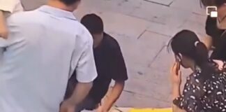 China | Madre queda con grave lesión cerebral tras salvar a su bebé de un fuerte golpe contra el pavimento