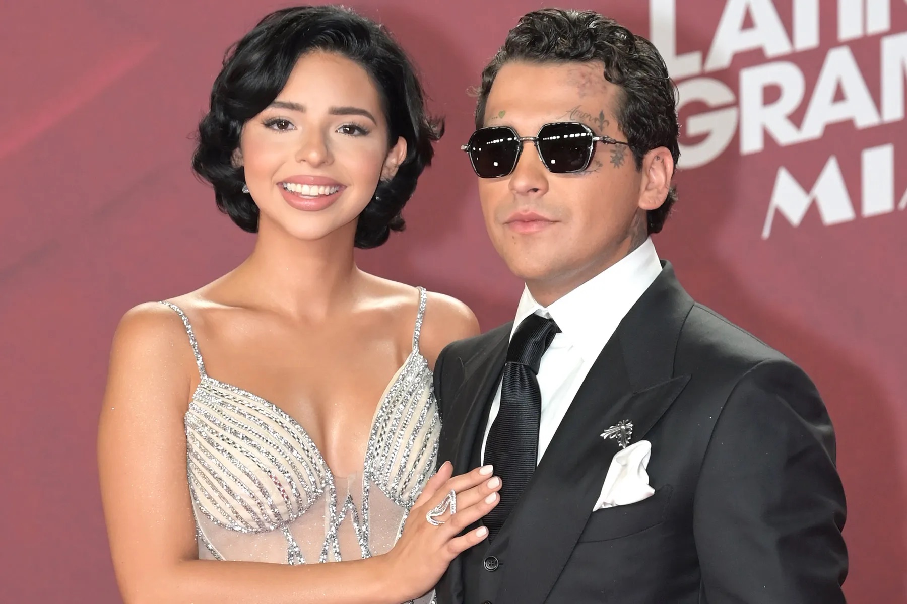 Christian Nodal confirma que su tercera boda con Ángela Aguilar sigue en pie pese a inseguridad en Zacatecas