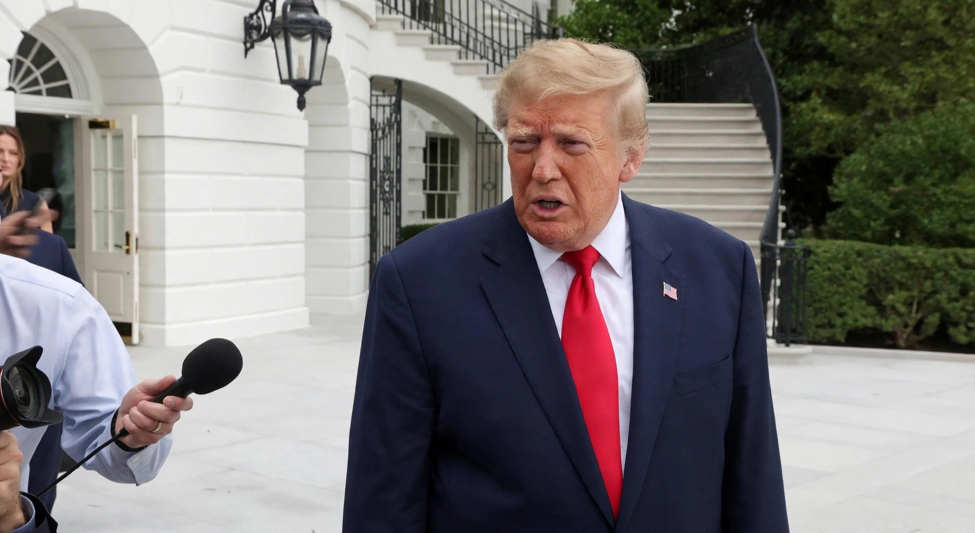 Trump: Es hora de que Ucrania tenga un nuevo presidente